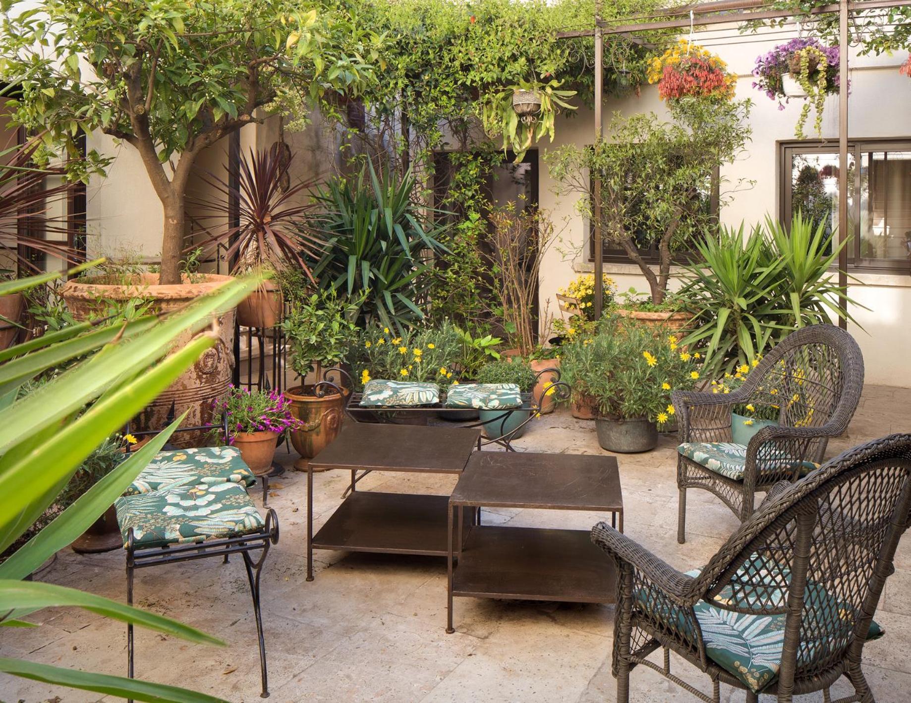 La Maison Des Augustins 4 Stars Spa Et Fitness Avignone Esterno foto