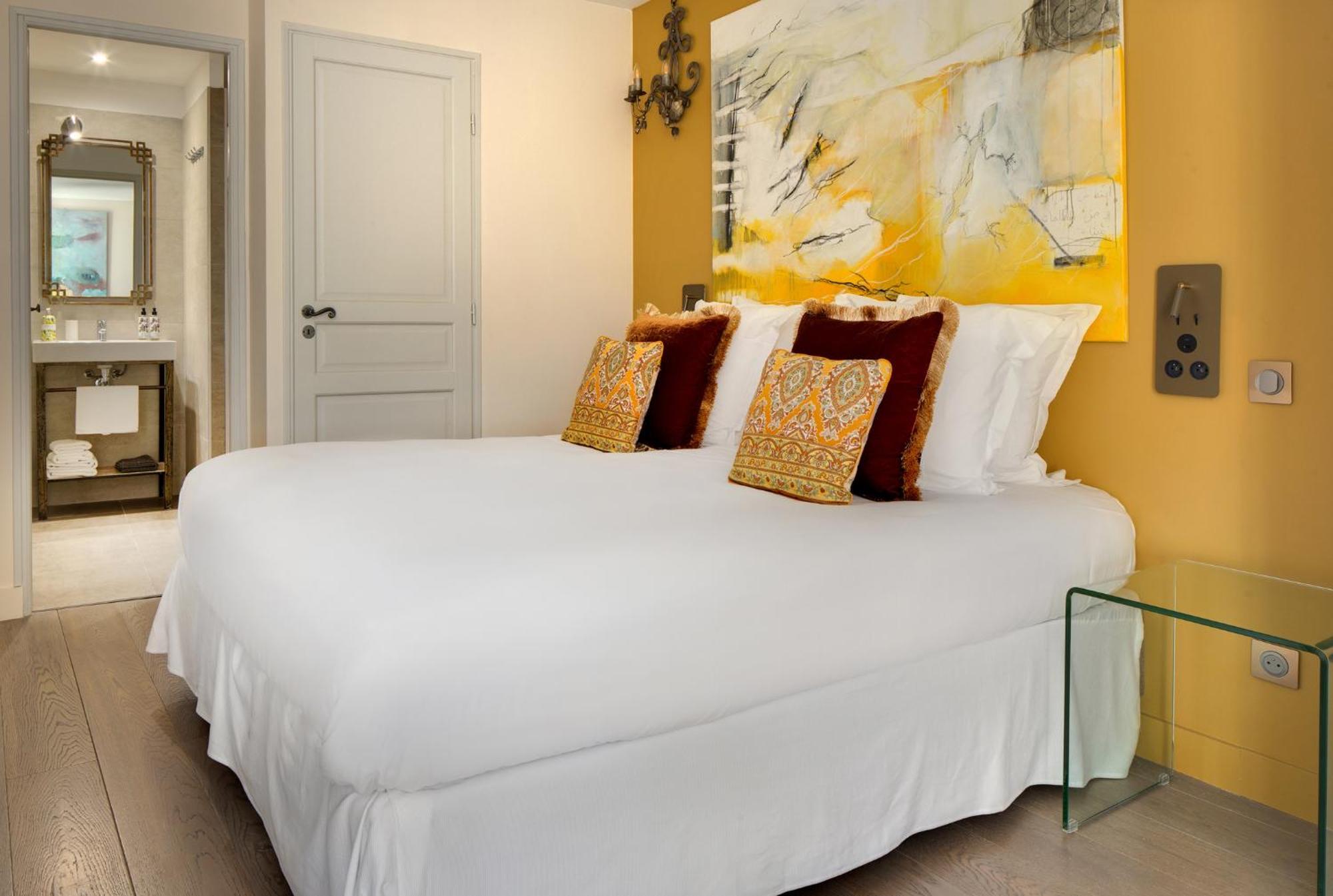 La Maison Des Augustins 4 Stars Spa Et Fitness Avignone Esterno foto