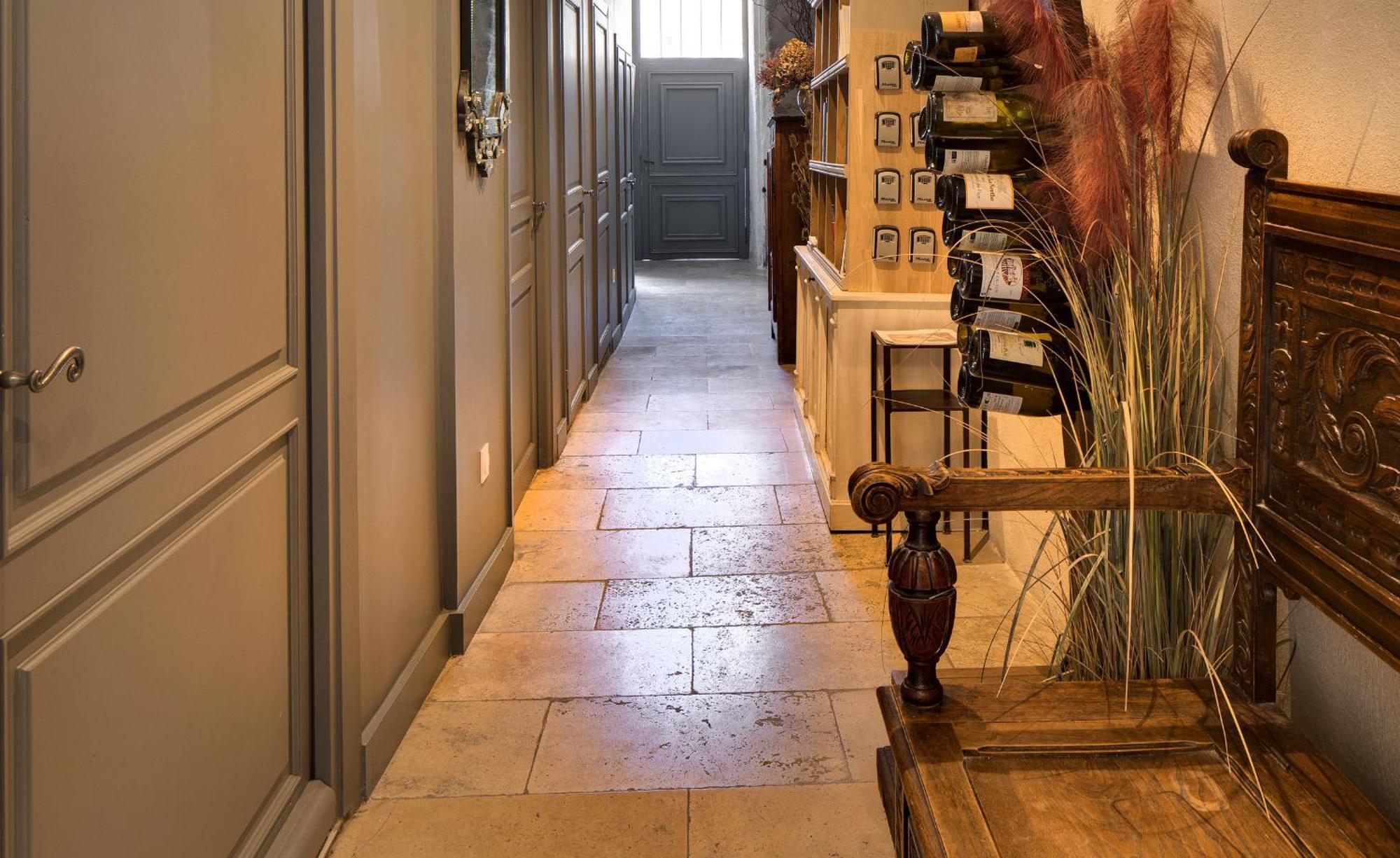 La Maison Des Augustins 4 Stars Spa Et Fitness Avignone Esterno foto