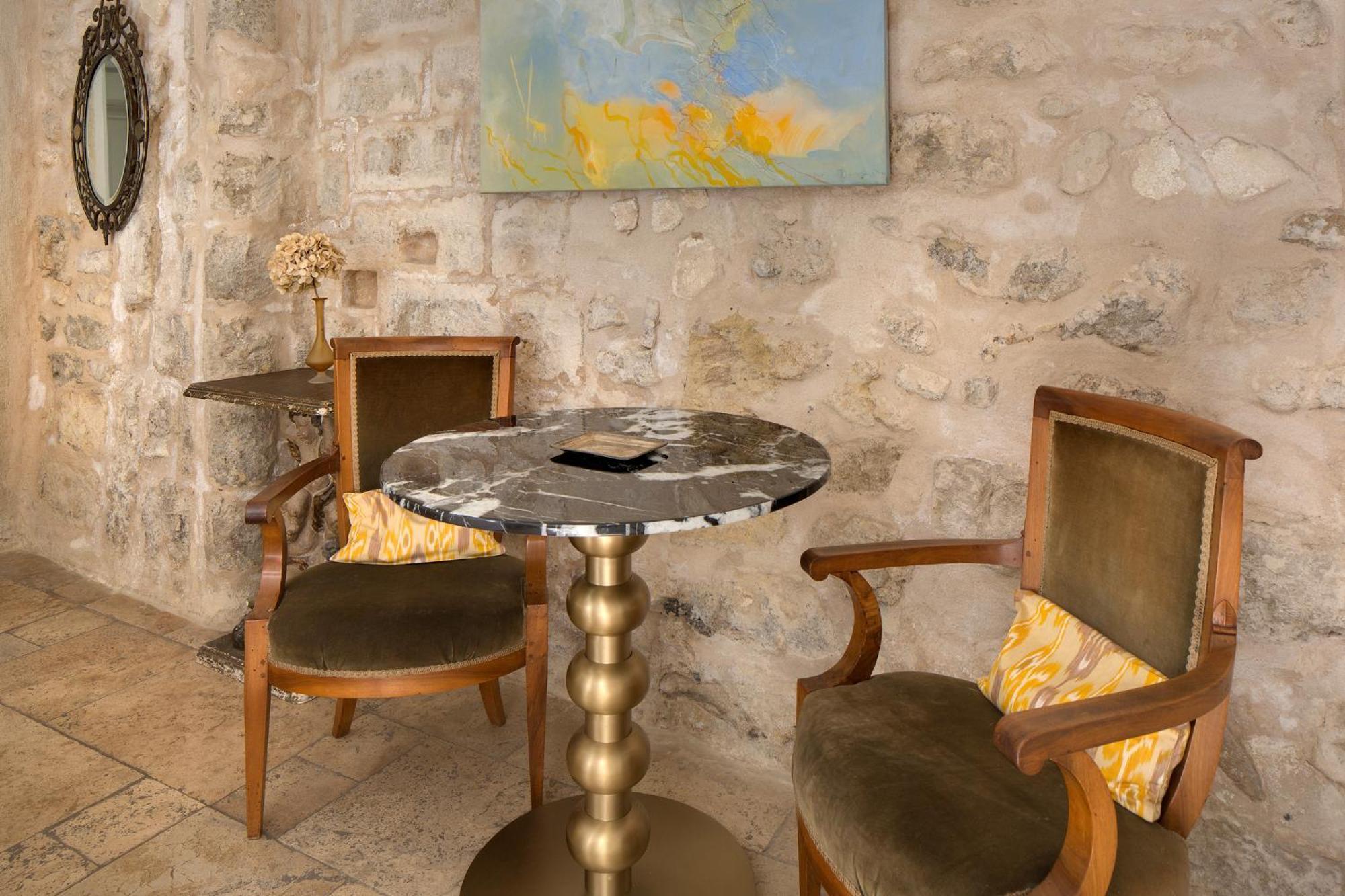 La Maison Des Augustins 4 Stars Spa Et Fitness Avignone Esterno foto