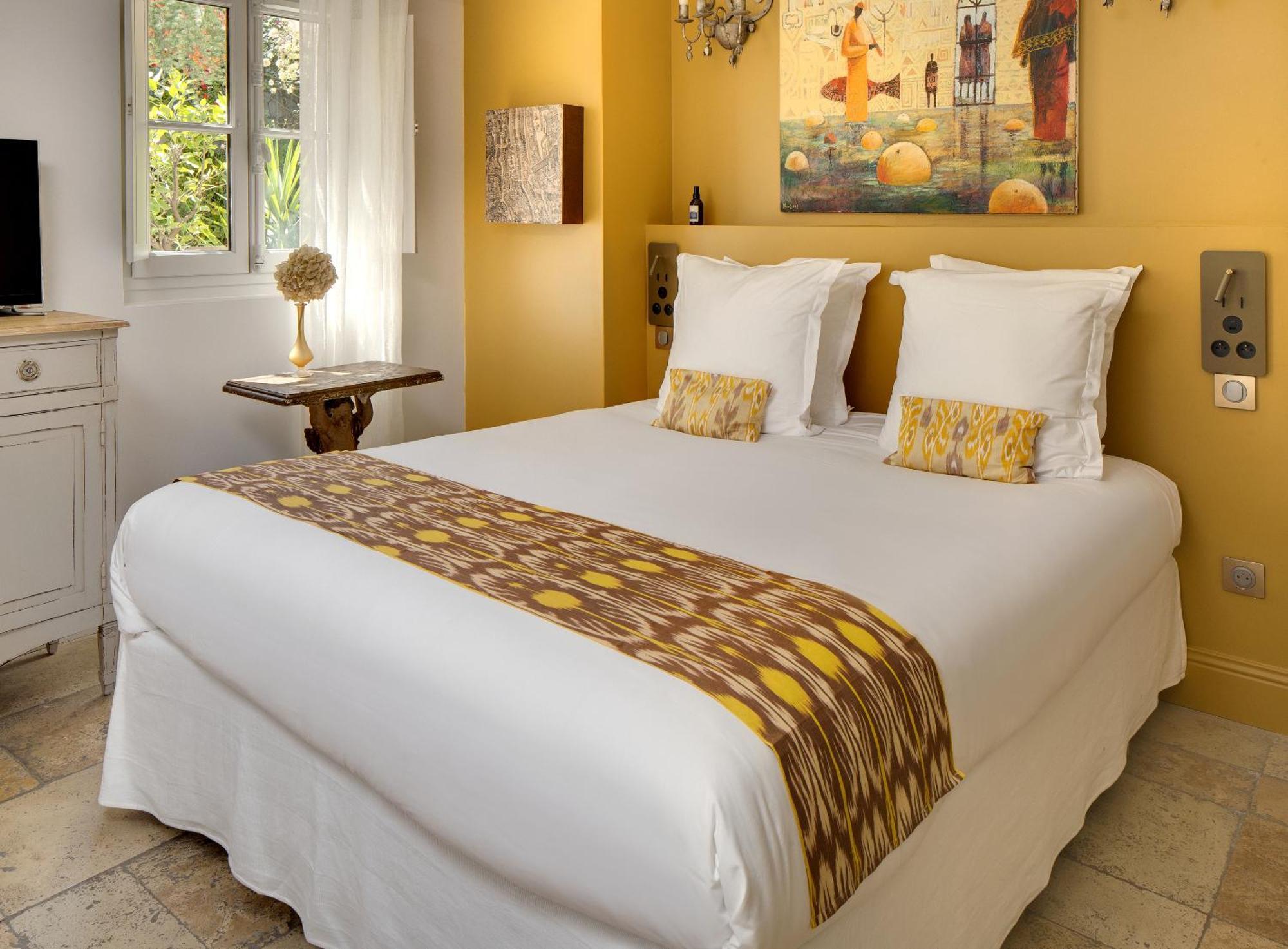 La Maison Des Augustins 4 Stars Spa Et Fitness Avignone Esterno foto